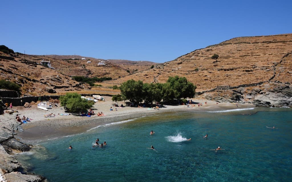 Αντωνήδες, Κανάλα